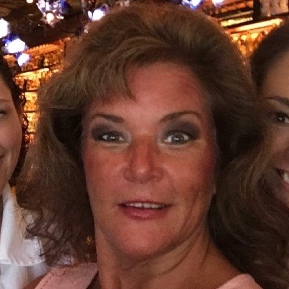 Meet your Posher, Debbie